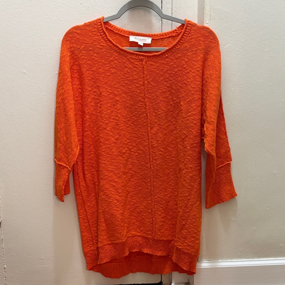 Two by Vince Camuto Three Quarter Sleeve Bright Orange Knit Sweater Medium